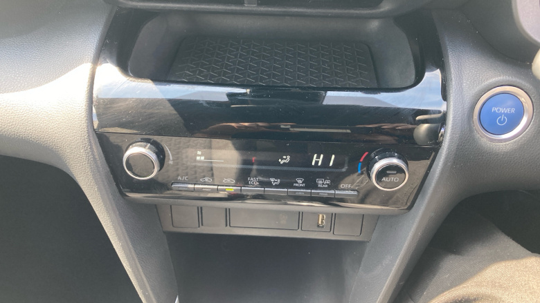Toyota Yaris Cross 1.5 Hybrid Design 5dr CVT Hybrid Estate
